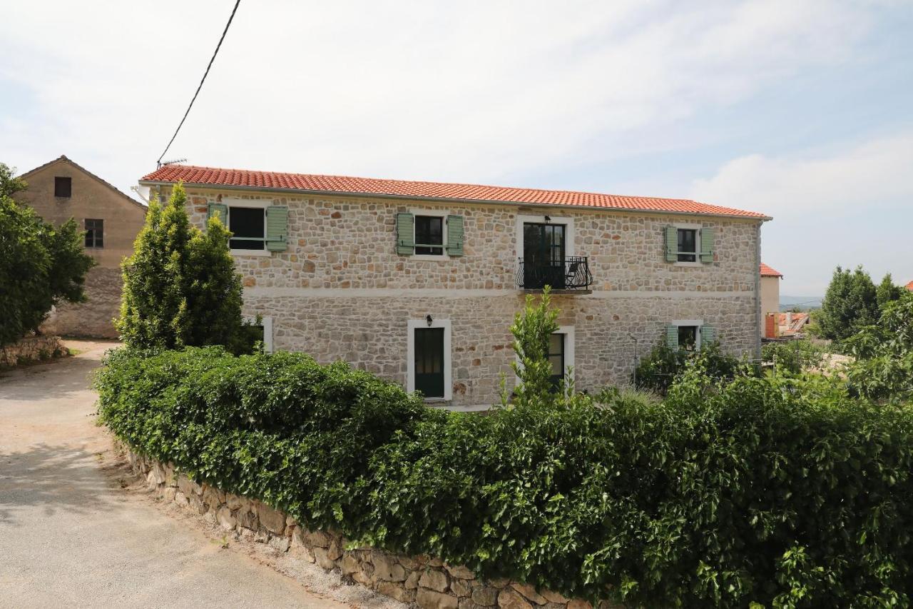 Apartments Tarragon Ugrinici Экстерьер фото